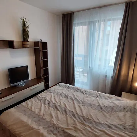 Апартаменти Belvedere Club - Mountain View Бансько